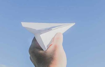 纸飞机如何玩