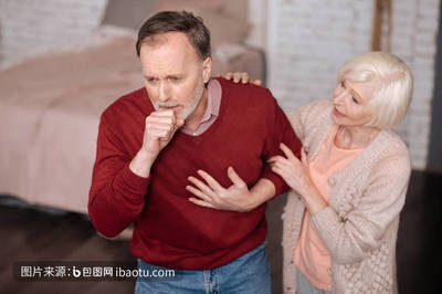 老人咳嗽有血是怎么回事