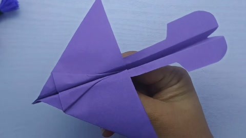 滑翔纸飞机的折法简单