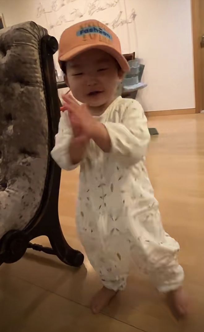 一岁宝宝舞蹈