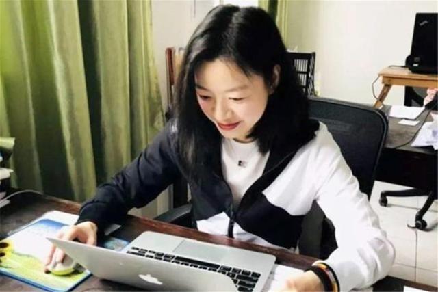 合同制老师寒暑假有工资吗