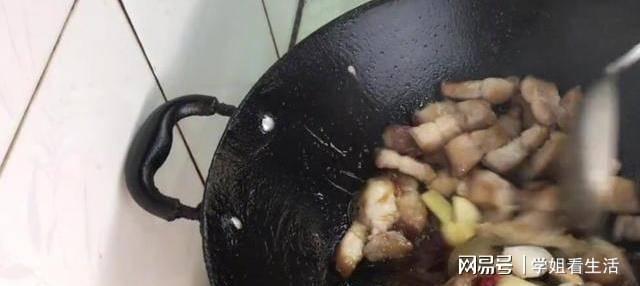 冷水下锅的红薯煮多久