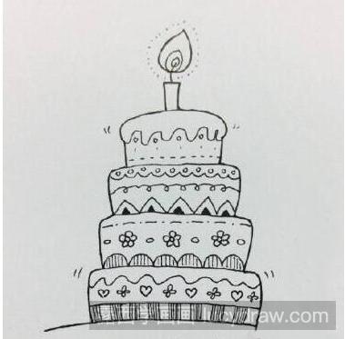 生日蛋糕怎么画简单的方式