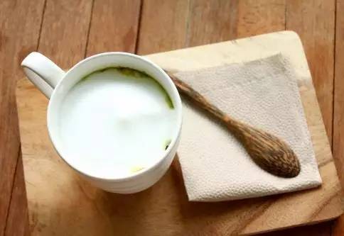 奶粉潮湿结块还能吃吗