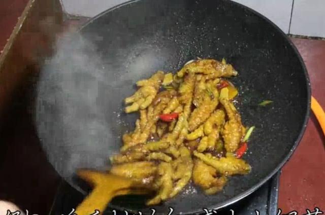 不辣的泡鸡爪制作方法