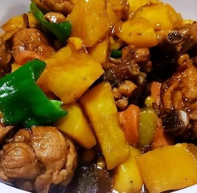 家常鸡腿炖香菇土豆