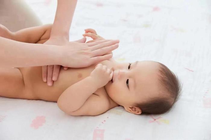 一岁小孩肚子胀气怎么办