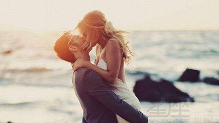 男鸡女蛇属相合吗