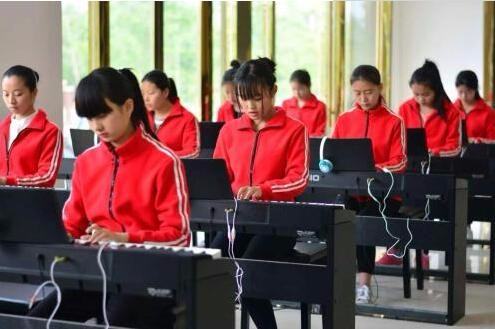 初中生喜欢同学怎么办