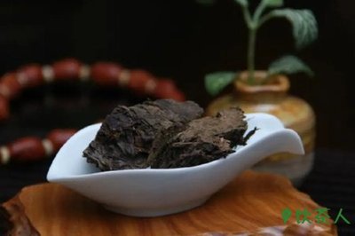 黑茶一般多少钱一斤