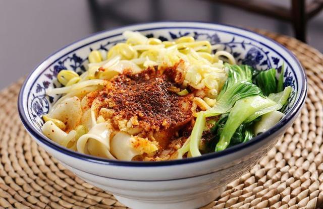 吃拽面的制作方法