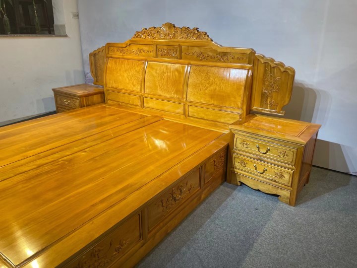 金丝楠木古典家具