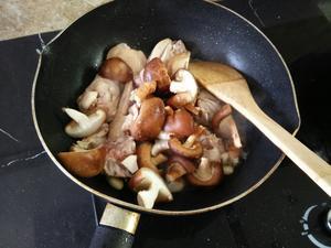香菇鸡肉卤做法大全家常菜