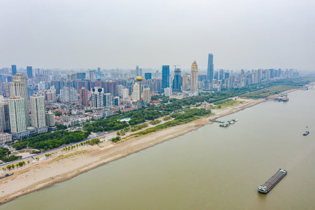 武汉汉口江滩图片