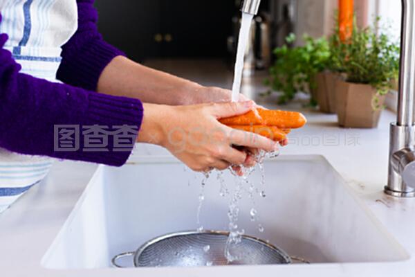 洗厨房用的什么最好