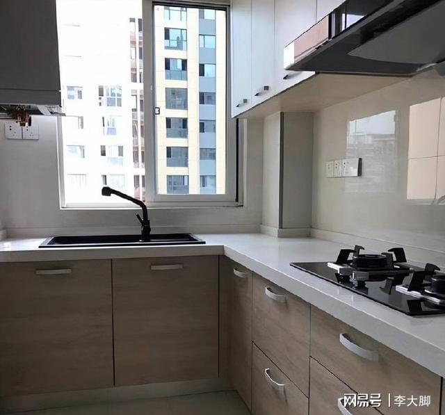 厨房可以关闭窗户吗