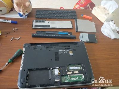 拆开电脑显示器