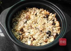香菇排骨电饭煲焗饭