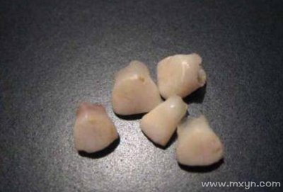 梦见自己掉牙怎么破解