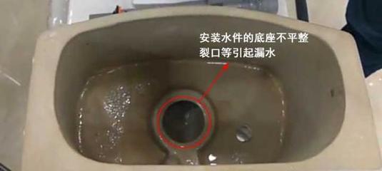 马桶排水阀漏水